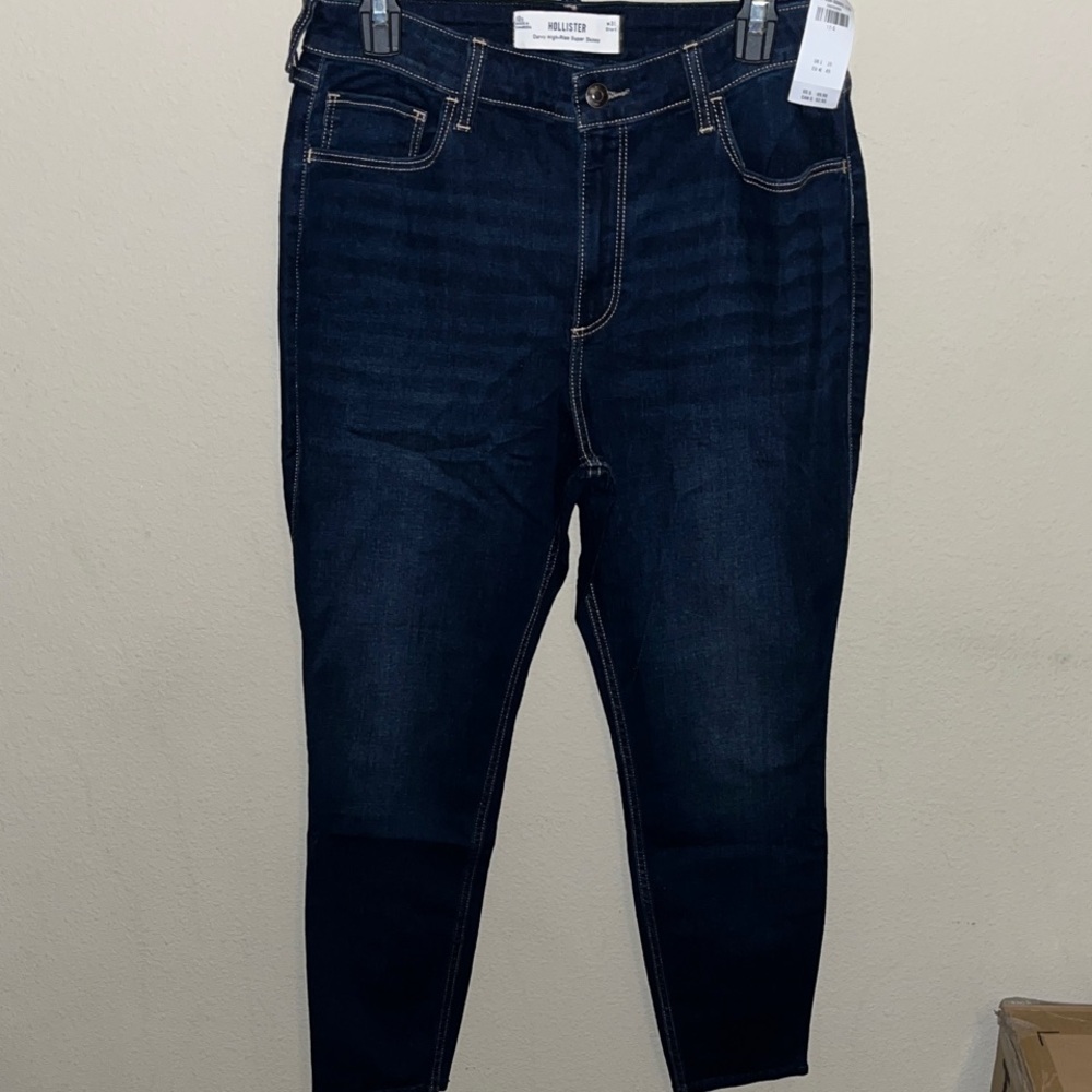 Hollister Dark Blue Ankle Jeans